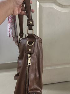Inovera(Label) Handbag