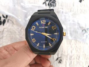Stylish Gents Wrist Watch ⌚