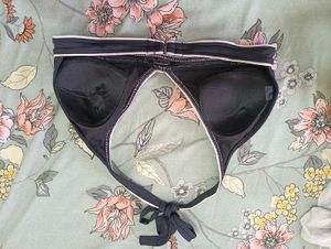 Halter Tie Black &amp; White Bikini Top