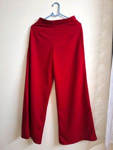 RED CO-ORD SET. RARELY WORN.