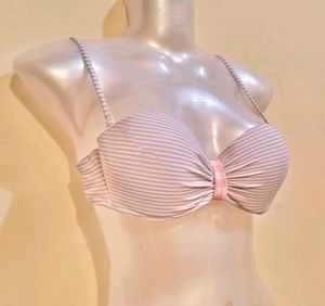 Size S/M🎁Buy 2 Get 1 Free🎁Striped Bikini Top