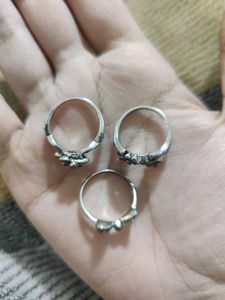 Silver Tone Ring Set