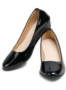 Women Black Bellies Sandal