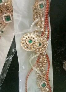 Choker and Earrings With Combo mathapatti,mangtika