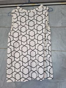 Semi Formal Sleeveless Top