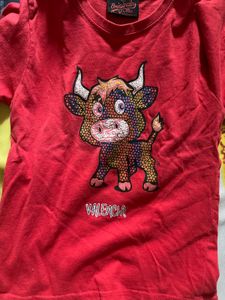 Red Valencia Bull Graphic Tee