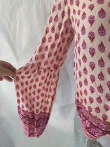 Hollister Pink Floral V-Neck Button-Up Long-Sleeve