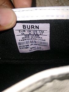 CASUAL FOOTWEAR FOR MEN SIZE UK9 And UK8.5