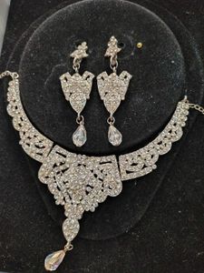 Elegant Jewelry Set