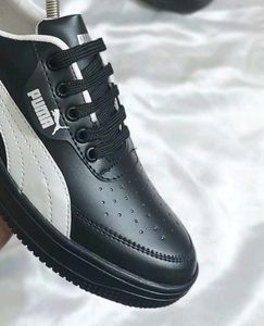 New Mens Puma Sneakers High Quality 🔥🔥Black
