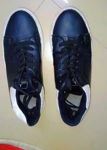 It is a very comfortable shoes