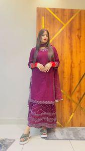 Elegant Purple Embroidered Kurta Set