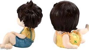 Trendy Couple Showpiece