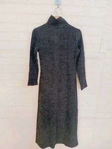 Elegant Knit Midi Dress