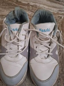 White &amp; Grey Blue Casual Sneakers