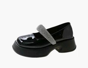 Platform Chunky Mary Jane