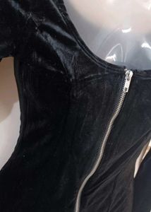 H&amp;M Front Zipper Velvet Bodycon