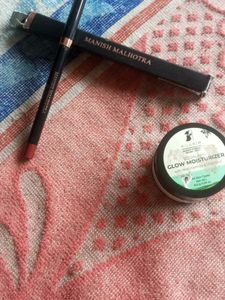 Manish Malhotra Lip Liner+ Pilgrim Mostrizer