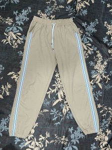 BEIGE SWEATPANTS