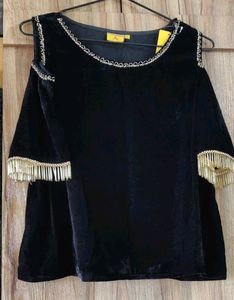 New Cold Shoulder Velvet Top