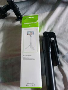 NEW SELFIE STICK R1