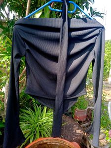 Chic Off-Shoulder Black Top