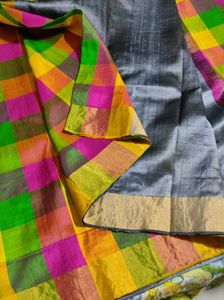 Grey Raw Silk Saree With Checked Pallu And Pleats