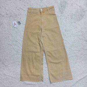 Wide Leg Cropped Jeans