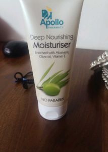 Deep Nourishing Moisturizer With Vanilla Essence