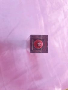 Swiss beauty Hold Me Matte Lipstick