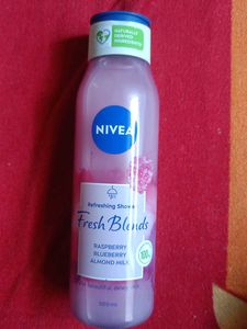 Nivea Fresh Blends Shower Gel