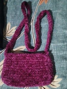 Dark pink Fuzzy knitted Handbag handmade
