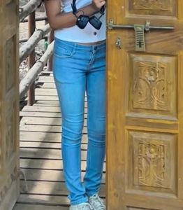 Mid Waist - Slim Fit - Light Blue Jeans