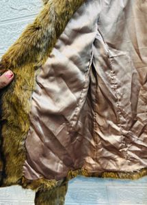 🇺🇸 H&amp;M Imported Faux Fur Coat