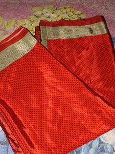 Red &amp; Grey Crape Saree