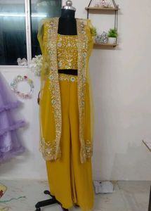 🆕 💛Embroidered Lehenga Pant Set