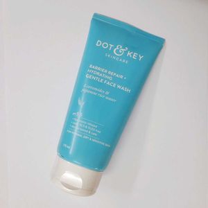 Sealed 175 Ml New Dot &amp; Key Facewash