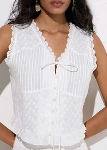 Lace Trim Sleeveless Top