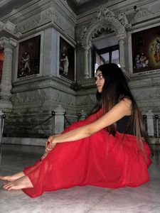 The Classy Red Saree
