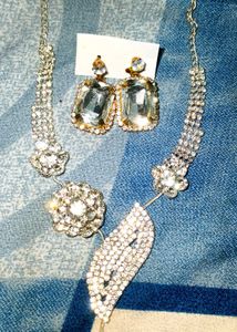 Diamond Stone Necklace Set With Bangles