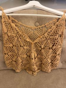 Sleeveless Knit Pullover