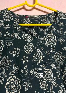 Women&#39;s Cotton Printed Straight Kurta