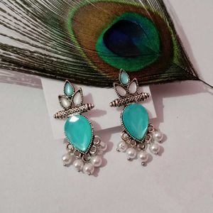 Aqua Bloom: Oxidized Silver Earrings with Pearl