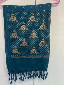 Redium Colour Beautiful Stoles