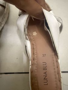 Used Flats &amp; Sandals use