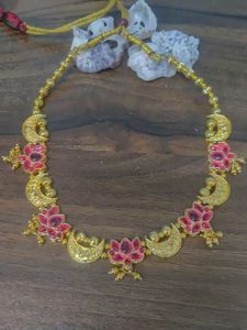 Necklace &amp; Earring Set