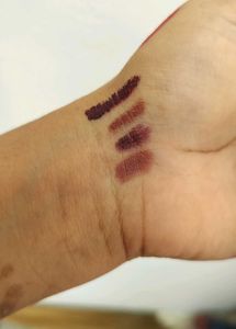 Set Of 4 | Lakme And Colourplay Brown Lipsticks
