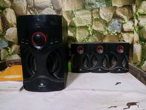 Zebronics  3 Speakers Combo   . Repair Need