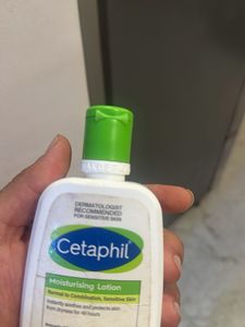 Cetaphil Moisturizing Lotion