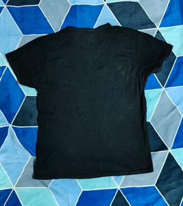 Black T-shirt